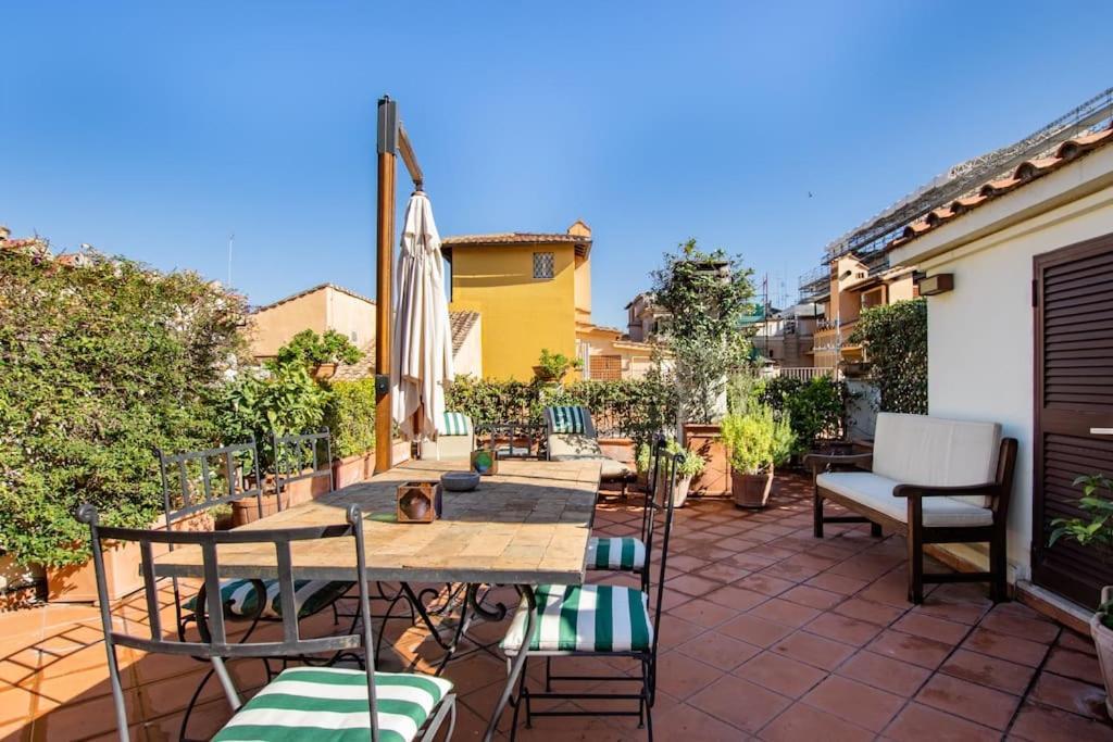 Apartment Historic With Terraces Rome